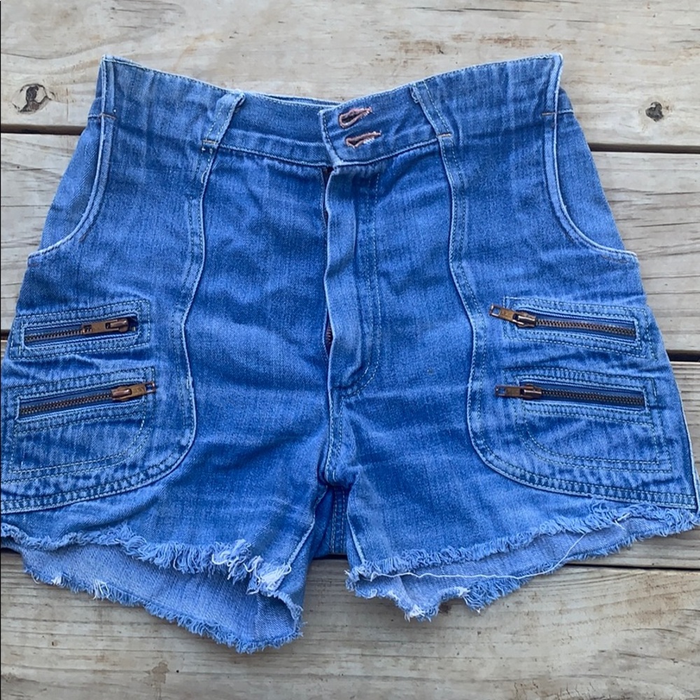 High Rise shorts 25